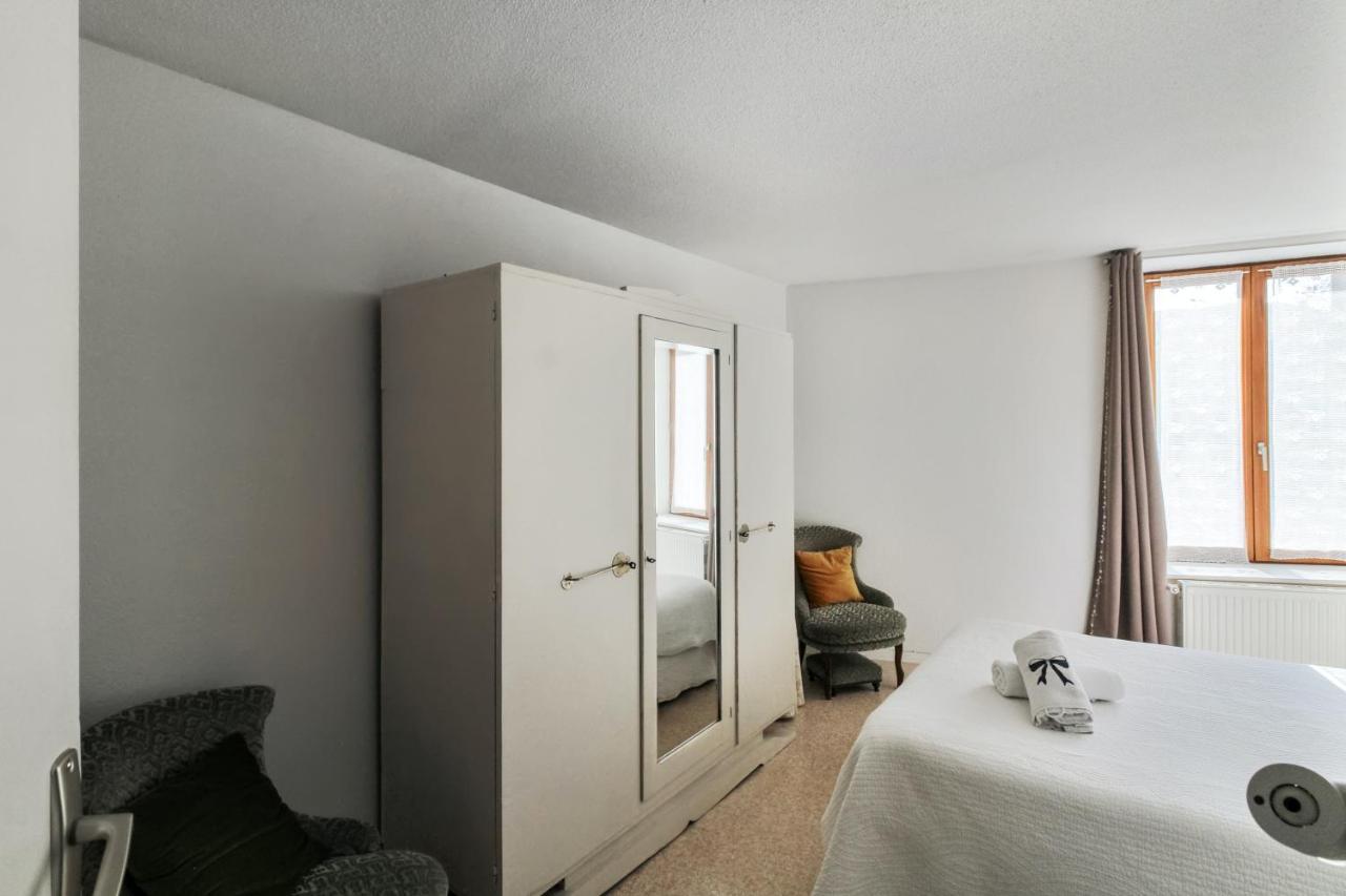 Maison Confortable Ornans + Jardin Екстер'єр фото