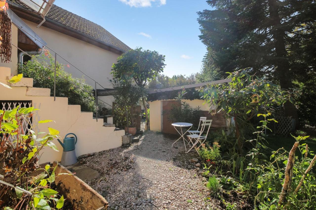 Maison Confortable Ornans + Jardin Екстер'єр фото